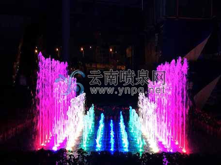 <b>昆明喷泉工程——润城矩阵音乐喷泉视频</b>