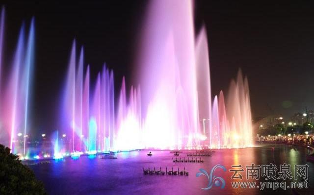 南昌秋水广场音乐喷泉介绍-云南音乐喷泉公司