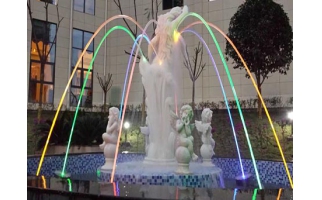 玻光喷泉